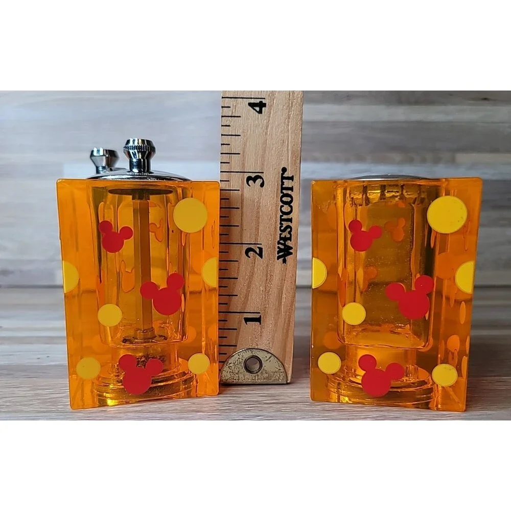Walt Disney World Mickey Ears‎ Salt & Pepper Shaker Set Orange Acrylic Geometric